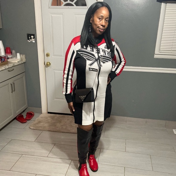 Meet your Posher, Barb - Picture 2 of 10